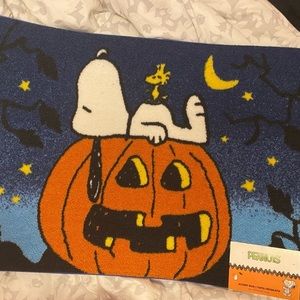 Peanuts Halloween rug